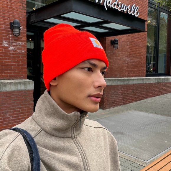 Meet your Posher, Prince - Picture 2 of 7